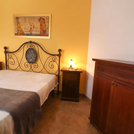 Daire Casa Samira Near Sea And Old Town Ac, Wifi, 4 Guests Otranto