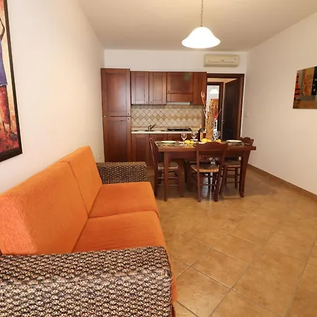 Casa Samira Near Sea And Old Town Ac, Wifi, 4 Guests Daire