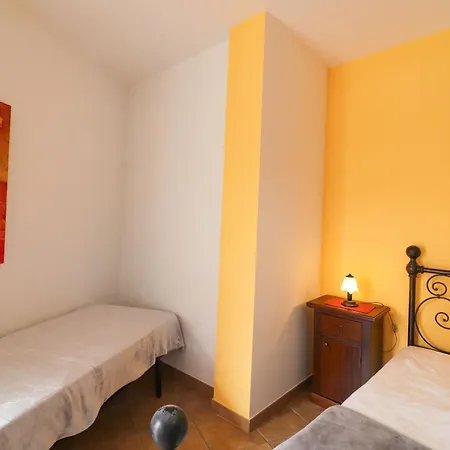 Casa Samira Near Sea And Old Town Ac, Wifi, 4 Guests شقة *