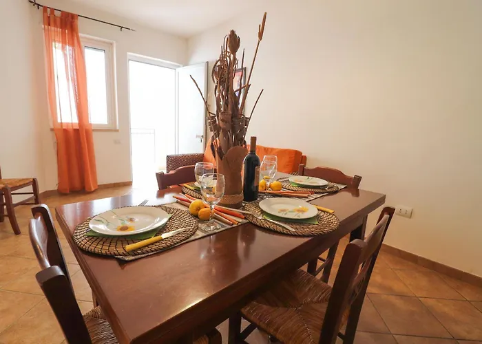 Apartament Casa Samira Near Sea And Old Town Ac, Wifi, 4 Guests