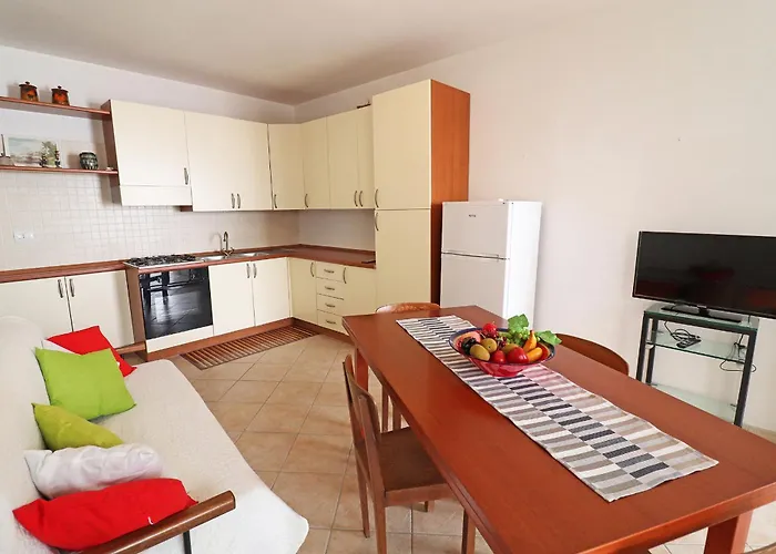 Casa Samira Near Sea And Old Town Ac, Wifi, 4 Guests Apartament *