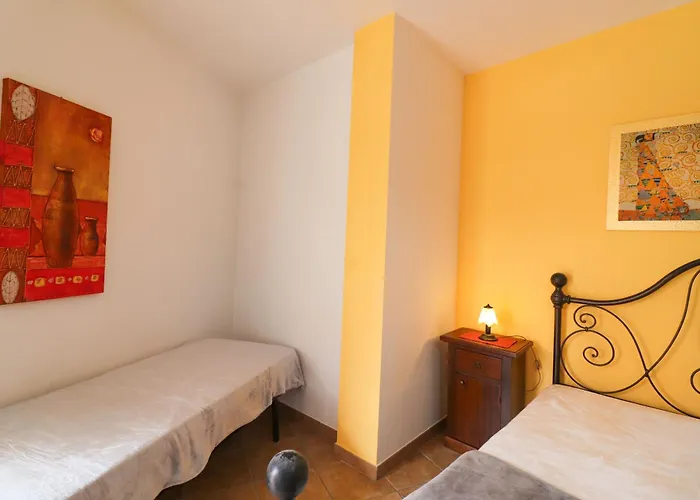 Casa Samira Near Sea And Old Town Ac, Wifi, 4 Guests Apartament *