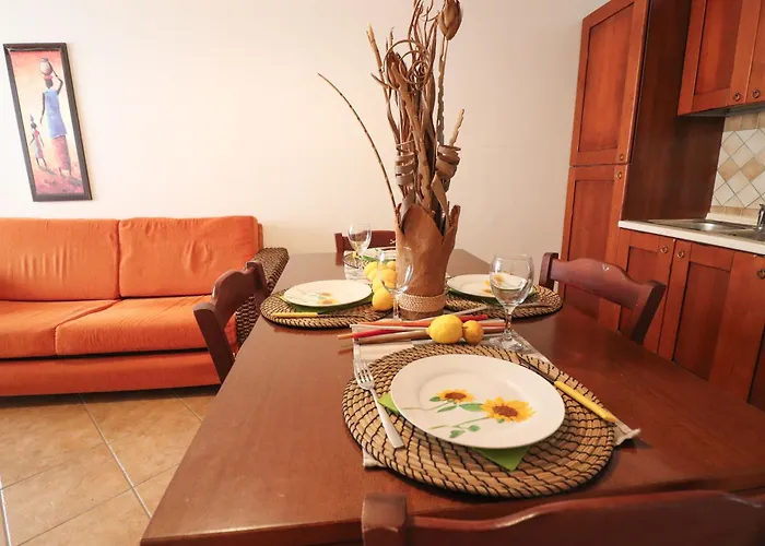 Casa Samira Near Sea And Old Town Ac, Wifi, 4 Guests *